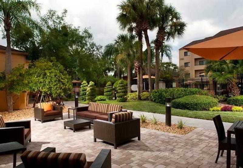 Courtyard Tampa Westshore/Airport Exteriör bild
